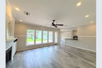 5019 Yarwell Drive, Houston, TX 77096 - Photo 8