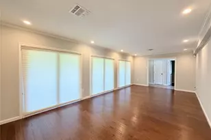 5019 Yarwell Dr, Houston, TX 77096 - Photo 6