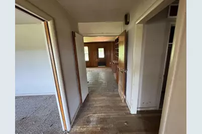 806 E First, Hughes Springs, TX 75656 - Photo 8