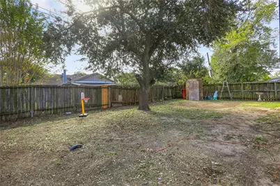 10027 Towne Mist Drive, Sugar Land, TX 77498 - Photo 22