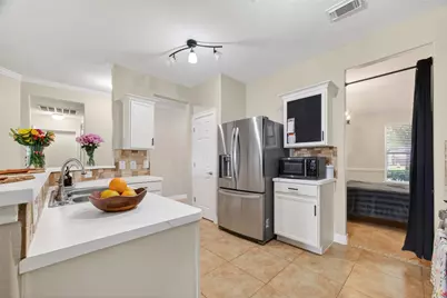 9507 Almond Glen Court, Houston, TX 77044 - Photo 8