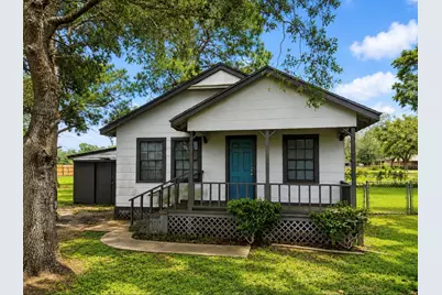 313 Magnolia Street, West Columbia, TX 77486 - Photo 1