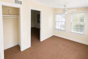 313 Magnolia St, West Columbia, TX 77486 - Photo 8