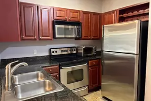 7575 Kirby Dr, Houston, TX 77030 - Photo 10