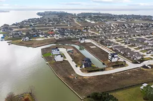 13195 Clear View Dr, Willis, TX 77318 - Photo 8