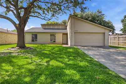 466 El Toro Lane, Webster, TX 77598 - Photo 1
