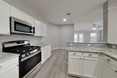 19307 Royal Isle Drive, Tomball, TX 77375 - Photo 4