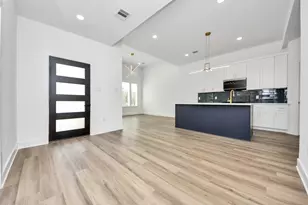 9309 Caddo St, Houston, TX 77078 - Photo 8