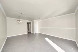 7545 Brompton St, Houston, TX 77025 - Photo 14