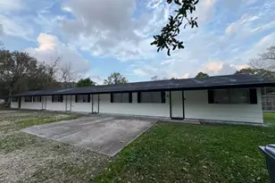 116 6th Ave, Nederland, TX 77627 - Photo 2