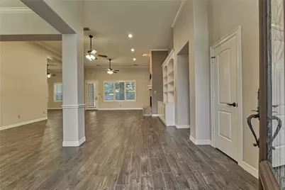 126 Hillsborough Drive W, Montgomery, TX 77356 - Photo 6