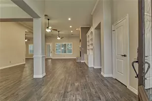 126 Hillsborough Dr W, Montgomery, TX 77356 - Photo 6