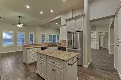 126 Hillsborough Drive W, Montgomery, TX 77356 - Photo 20