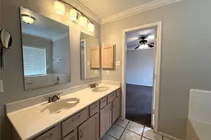 9106 Reagan Meadow Ct, Houston, TX 77064 - Photo 12