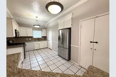 9106 Reagan Meadow Court, Houston, TX 77064 - Photo 6