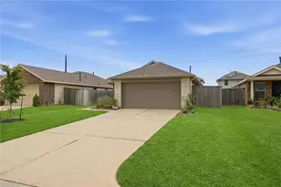 213 Rustic Ridge Cir, Magnolia, TX 77354 - Photo 2