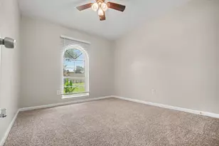2730 Valley Forest Dr, Missouri City, TX 77489 - Photo 14