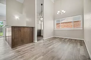 2730 Valley Forest Dr, Missouri City, TX 77489 - Photo 6