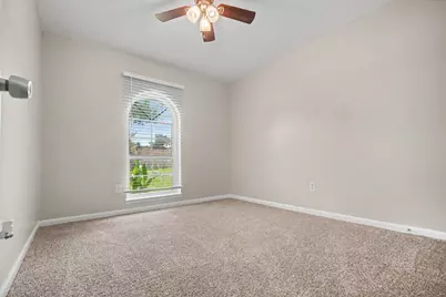 2730 Valley Forest Drive, Missouri City, TX 77489 - Photo 18