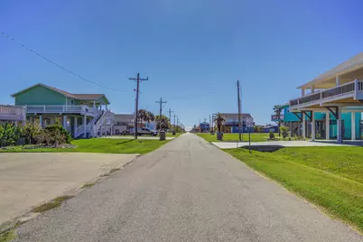 978 Surfview, Crystal Beach, TX 77650 - Photo 48