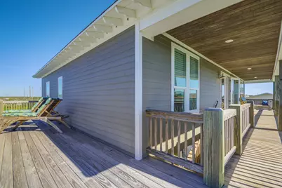 978 Surfview, Crystal Beach, TX 77650 - Photo 32