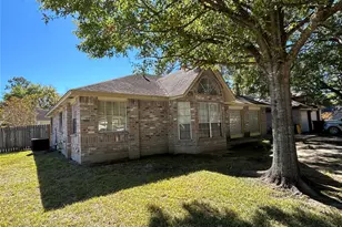 5338 Rivergate Dr, Spring, TX 77373 - Photo 2