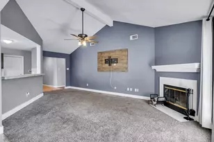 2410 Sherwood Hollow Ln, Houston, TX 77339 - Photo 6