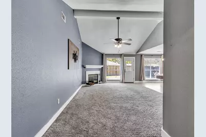 2410 Sherwood Hollow Lane, Houston, TX 77339 - Photo 14