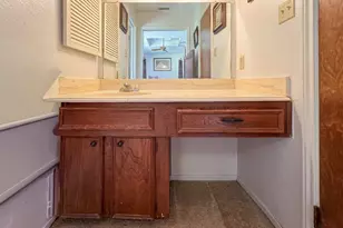 10407 Huntington Wood Dr, Houston, TX 77099 - Photo 10