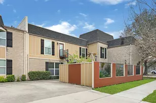 1817 Commonwealth St, Houston, TX 77006 - Photo 4