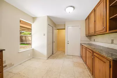 5413 Judalon Lane, Houston, TX 77056 - Photo 10