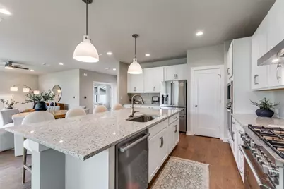 8012 Gault Street, Austin, TX 78757 - Photo 10