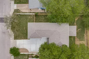 8012 Gault St, Austin, TX 78757 - Photo 44