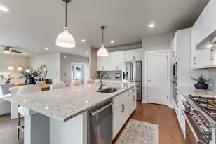 8012 Gault St, Austin, TX 78757 - Photo 12