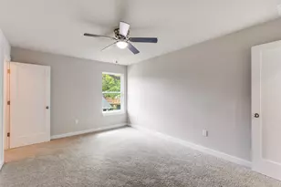 8012 Gault St, Austin, TX 78757 - Photo 20