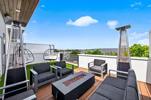 607 Memorial Heights Dr, Houston, TX 77007 - Photo 2