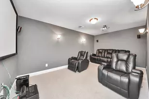 6243 Garden Lakes Ln, Sugar Land, TX 77479 - Photo 18