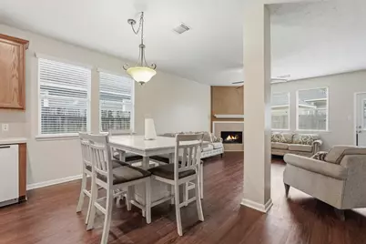 12819 Pecan Shores Drive, Houston, TX 77044 - Photo 8