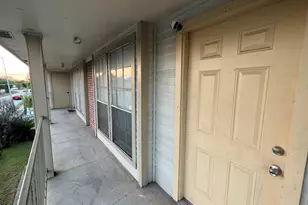 11514 Nobility Dr, Houston, TX 77477 - Photo 4