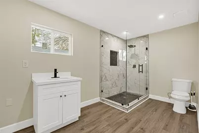 1912 Maryland Street, Baytown, TX 77520 - Photo 16