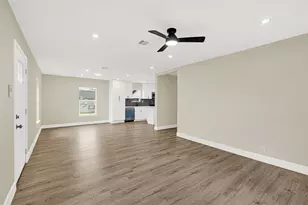 1912 Maryland St, Baytown, TX 77520 - Photo 8