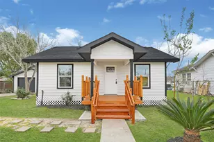 1912 Maryland St, Baytown, TX 77520 - Photo 1