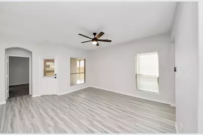 322 Emerald Thicket Lane, Huffman, TX 77336 - Photo 2