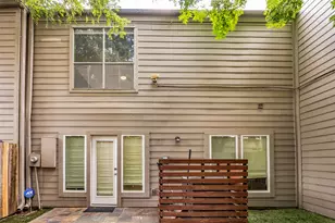 7485 Brompton St, Houston, TX 77025 - Photo 38
