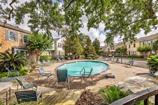 7485 Brompton St, Houston, TX 77025 - Photo 42