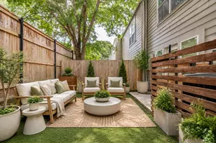 7485 Brompton St, Houston, TX 77025 - Photo 36