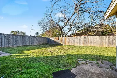 6614 Villarreal Drive, Houston, TX 77489 - Photo 18