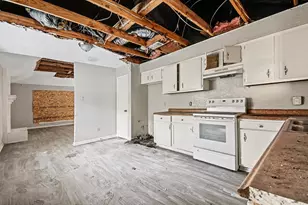 6614 Villarreal Dr, Houston, TX 77489 - Photo 6