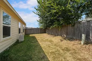 2202 Cherryville Dr, Houston, TX 77038 - Photo 18