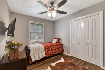 202 W Limit Street, Madisonville, TX 77864 - Photo 22